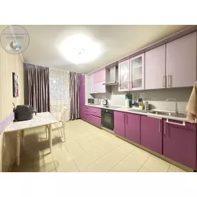 2-к. квартира, 57 м², 3/17 эт.